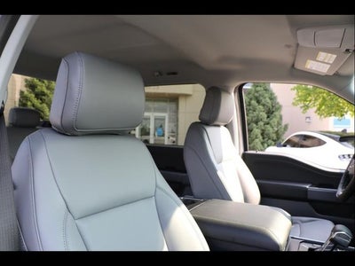 2025 Ford F-150 Lightning Flash