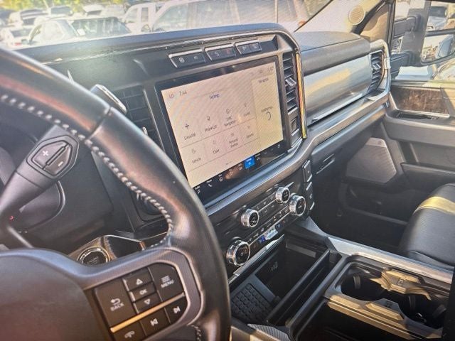2023 Ford F-250SD Lariat