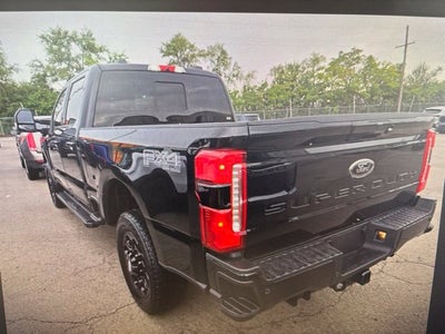 2026 Ford F-350SD Lariat
