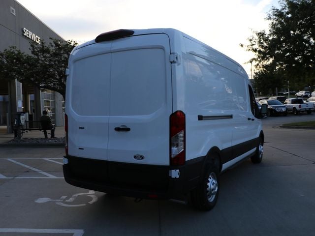 2027 Ford Transit-250 Base