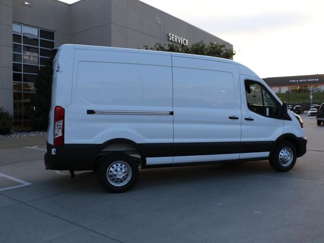 2027 Ford Transit-250 Base