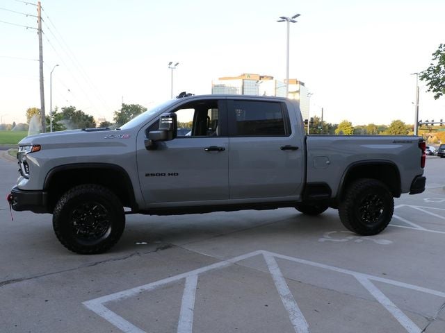 2025 Chevrolet Silverado 2500HD ZR2