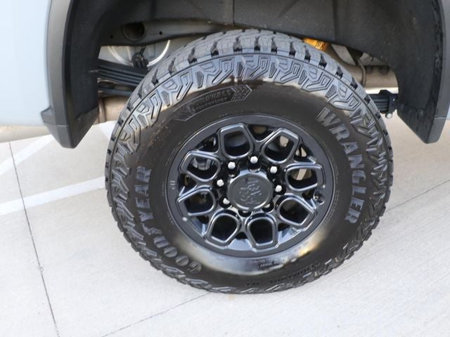 2025 Chevrolet Silverado 2500HD ZR2