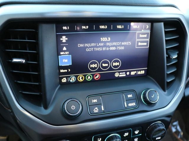 2023 GMC Acadia AT4