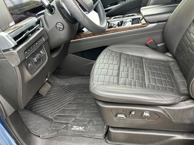 2025 Cadillac Escalade ESV Sport Platinum