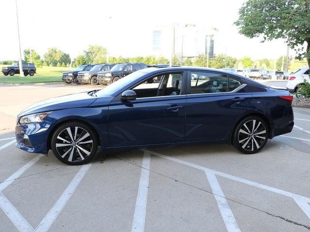 2022 Nissan Altima 2.0 SR