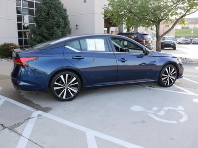 2022 Nissan Altima 2.0 SR