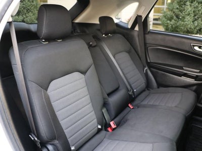 2021 Ford Edge SE