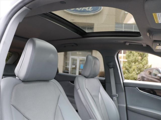 2021 Lincoln Nautilus Reserve