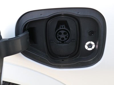 2022 Ford Mustang Mach-E Select