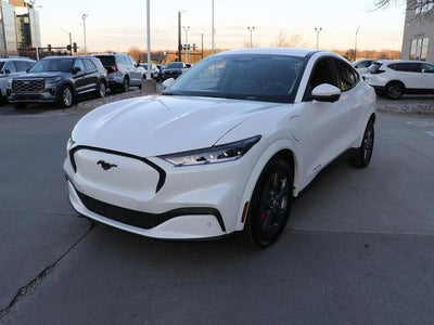 2022 Ford Mustang Mach-E Select