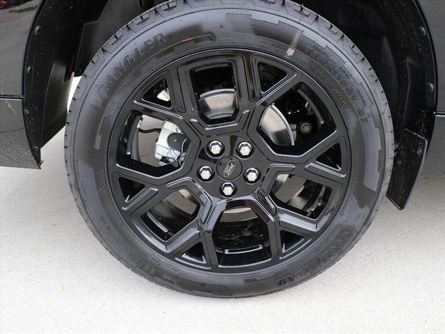 2025 Ford Maverick Lobo Standard