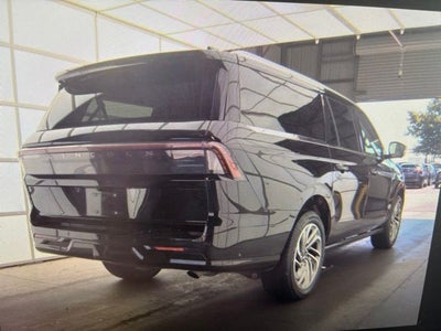 2025 Lincoln Navigator L Reserve