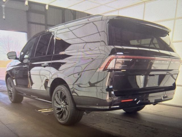 2025 Lincoln Navigator L Reserve