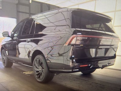 2025 Lincoln Navigator L Reserve