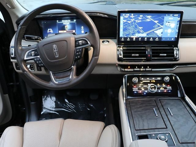 2022 Lincoln Navigator L Reserve