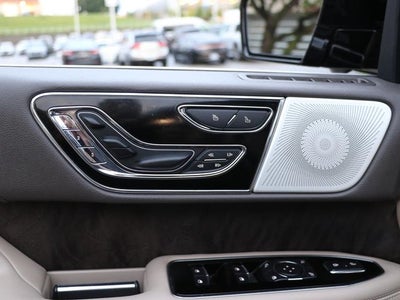 2022 Lincoln Navigator L Reserve