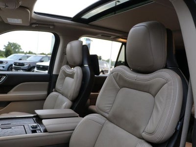 2022 Lincoln Navigator L Reserve