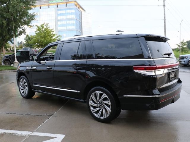 2022 Lincoln Navigator L Reserve