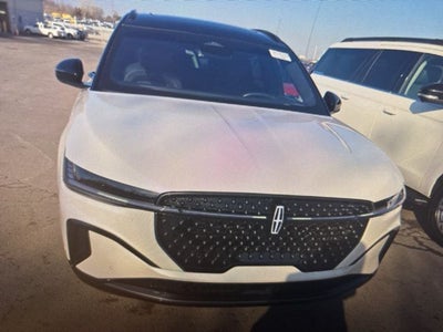 2024 Lincoln Nautilus Reserve