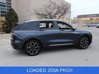 2024 Lincoln Nautilus Reserve