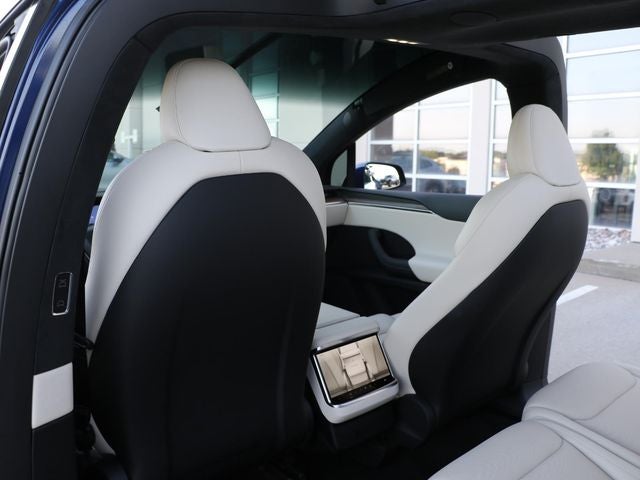 2023 Tesla Model X Base