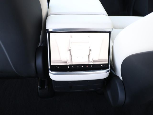 2023 Tesla Model X Base