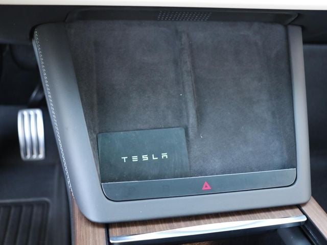 2023 Tesla Model X Base