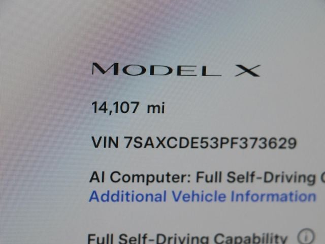 2023 Tesla Model X Base