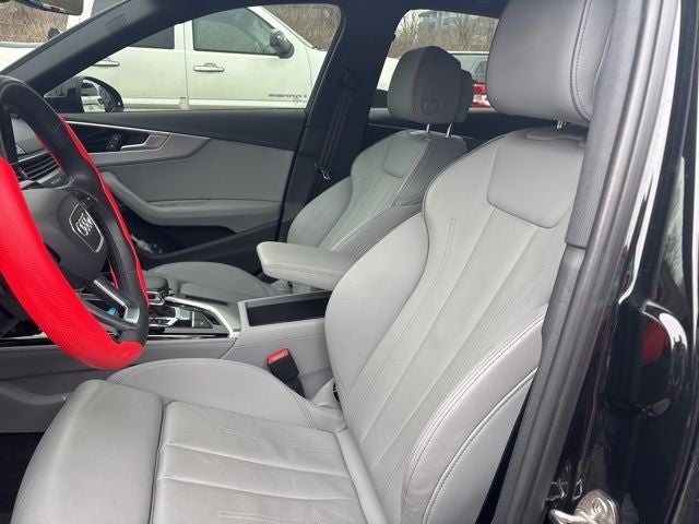 2023 Audi A4 45 S line Premium Plus quattro