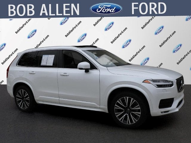 2022 Volvo XC90 Momentum