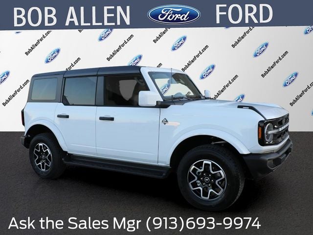 2026 Ford Bronco Outer Banks®