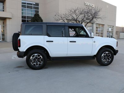 2026 Ford Bronco Outer Banks®