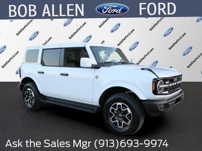 2026 Ford Bronco Outer Banks®