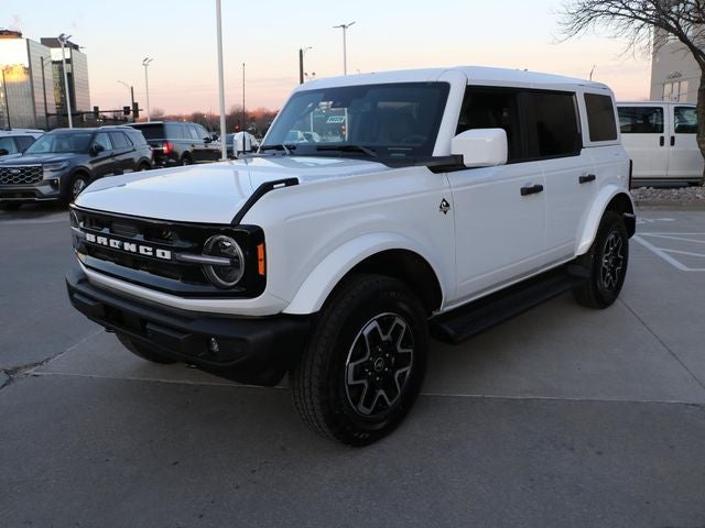 2026 Ford Bronco Outer Banks®