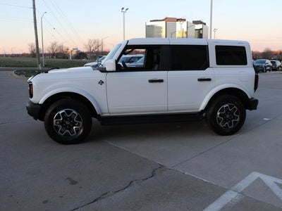 2026 Ford Bronco Outer Banks®