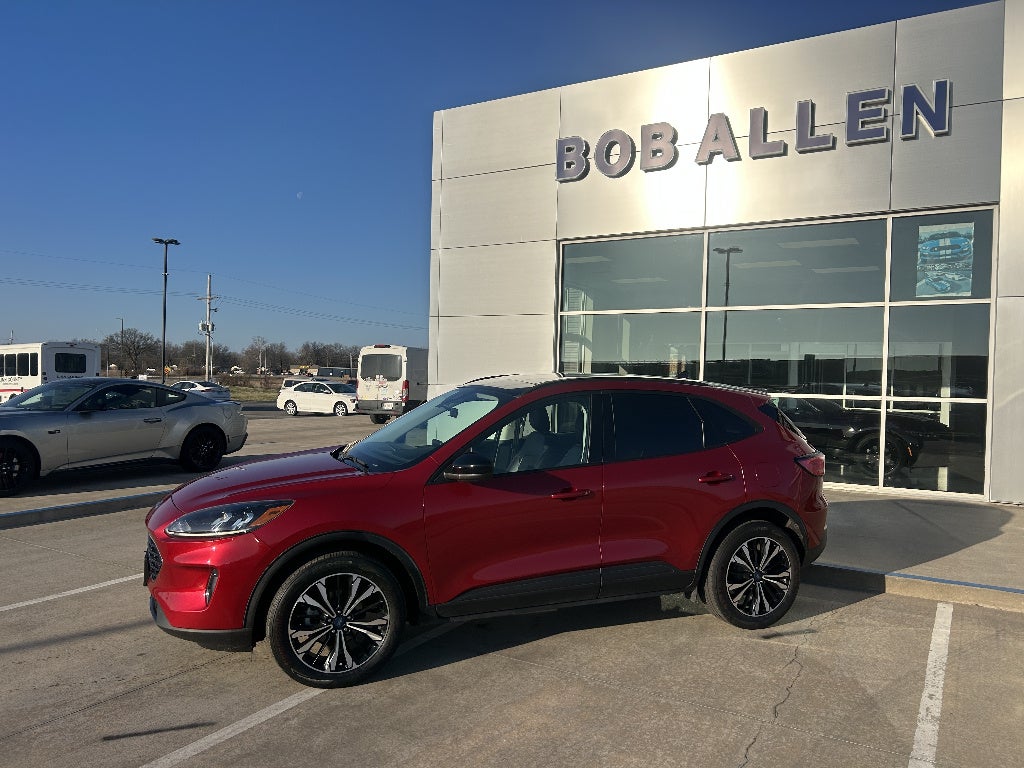 Used 2022 Ford Escape SEL with VIN 1FMCU9H93NUB26423 for sale in Kansas City