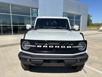 2026 Ford Bronco Outer Banks