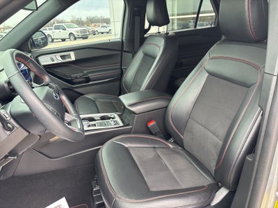 2024 Ford Explorer ST-Line