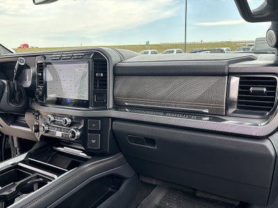 2023 Ford Super Duty F-250 SRW Platinum