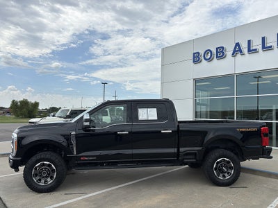 2023 Ford Super Duty F-250 SRW Platinum