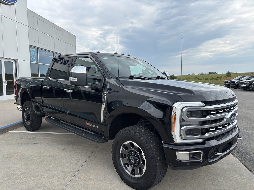2023 Ford Super Duty F-250 SRW Platinum