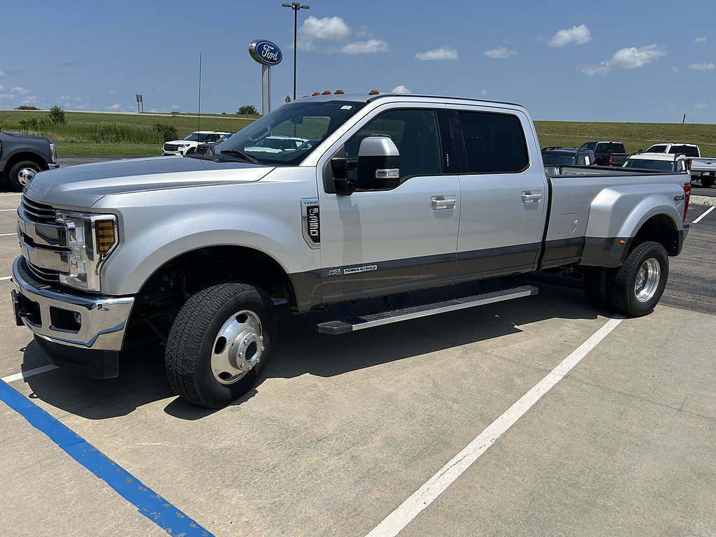 2018 Ford Super Duty F-350 DRW Lariat