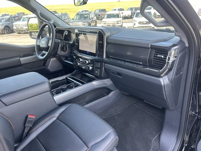 2026 Ford Super Duty F-350 DRW LARIAT