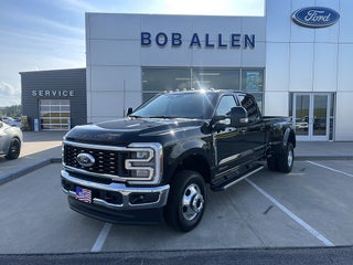 2026 Ford Super Duty F-350 DRW LARIAT