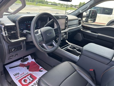 2026 Ford Super Duty F-350 DRW LARIAT