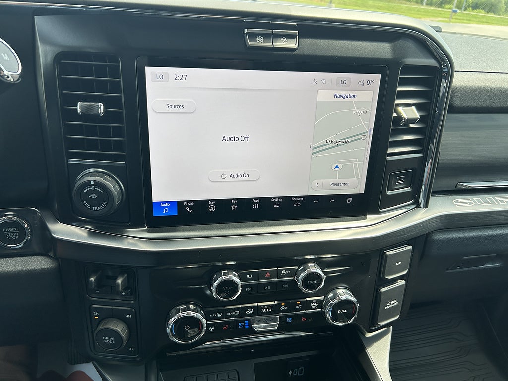 2026 Ford Super Duty F-350 DRW LARIAT
