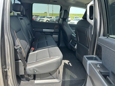 2026 Ford Super Duty F-350 DRW LARIAT