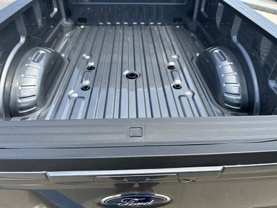 2026 Ford Super Duty F-350 DRW LARIAT