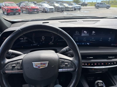 2024 Cadillac XT4 Premium Luxury
